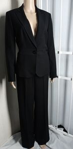 Jones New York Pant Suit Size 10 Black pattern